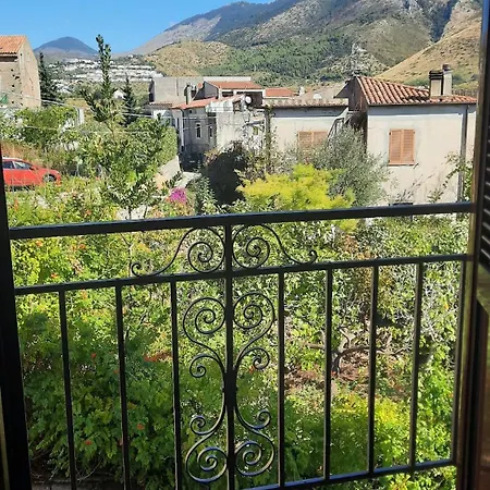 Hébergement de vacances Palazzo Sandù Dimora Nel Borgo *