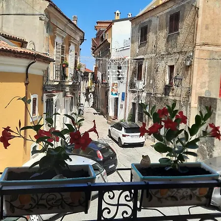 Palazzo Sandu Dimora Nel Borgo San Nicola Arcella